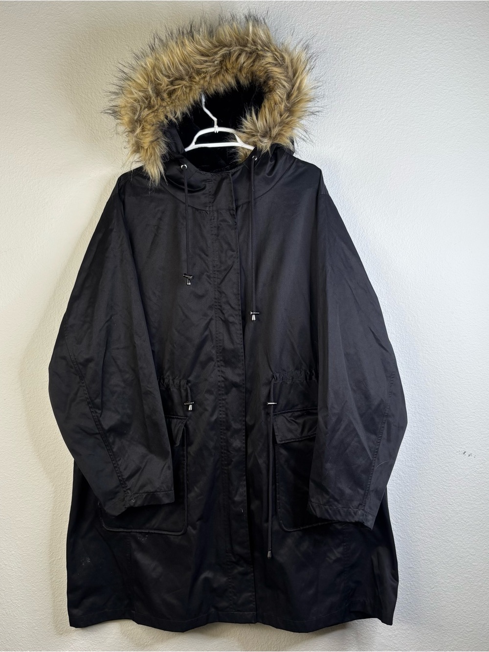 Lululemon? Rain Parka Fur Hood XL Velvet lining RED DESCRIPTION
